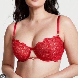Victoria’s Secret Wicked Unlined Sweet Heart Lace Balconette Bra